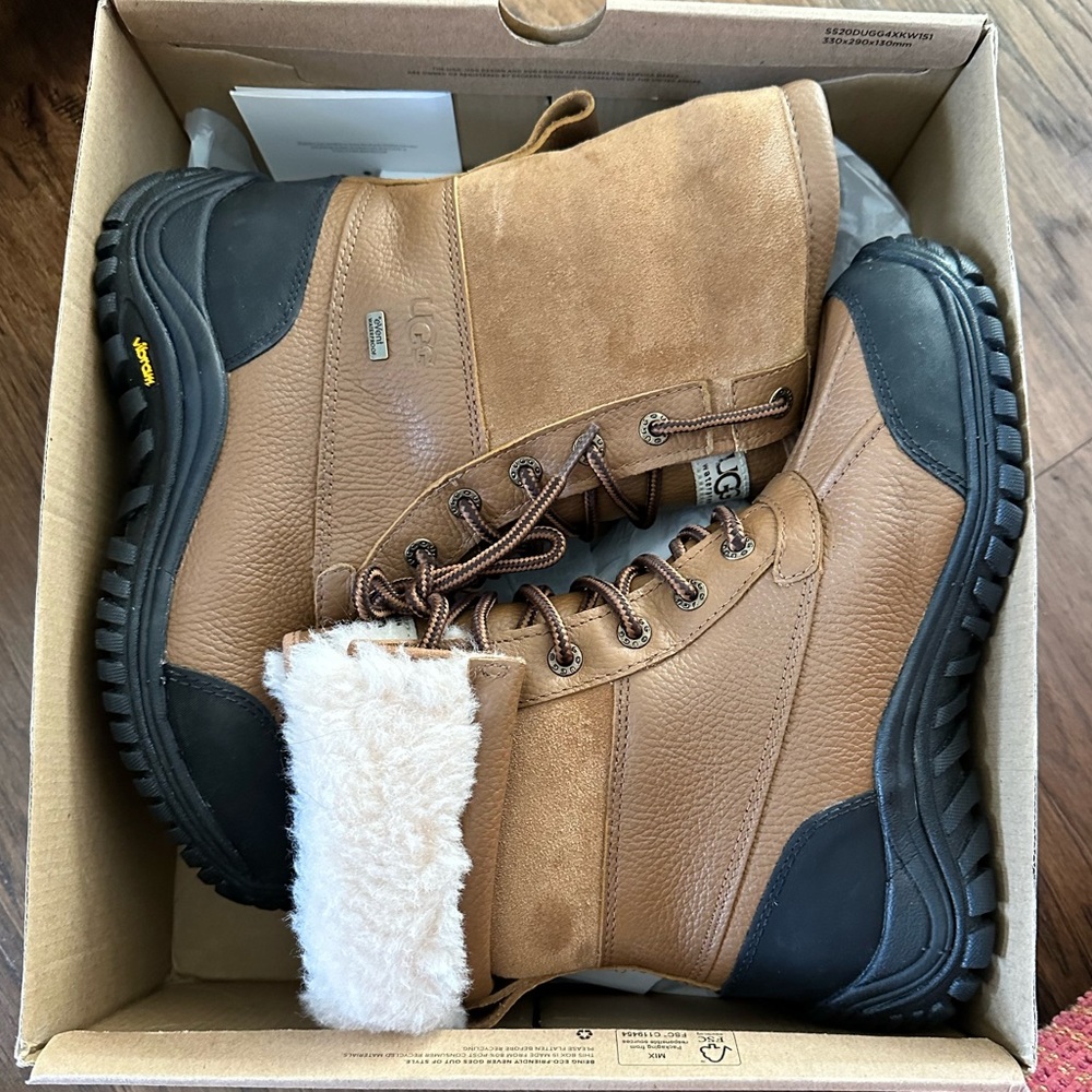 Ugg Boots Adirondack II